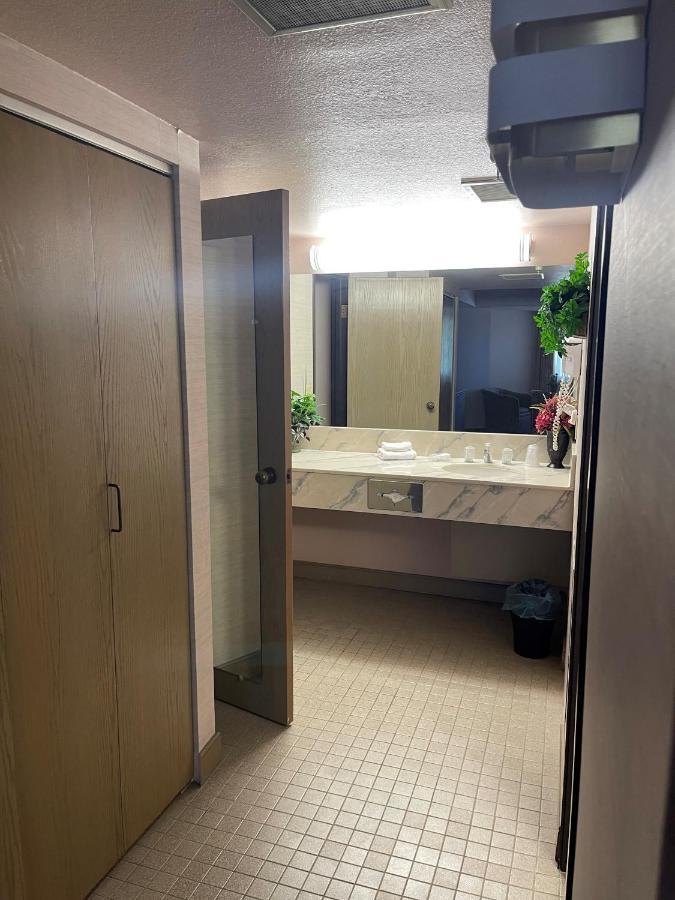 Ramada By Wyndham Viscount Suites Tucson East Εξωτερικό φωτογραφία