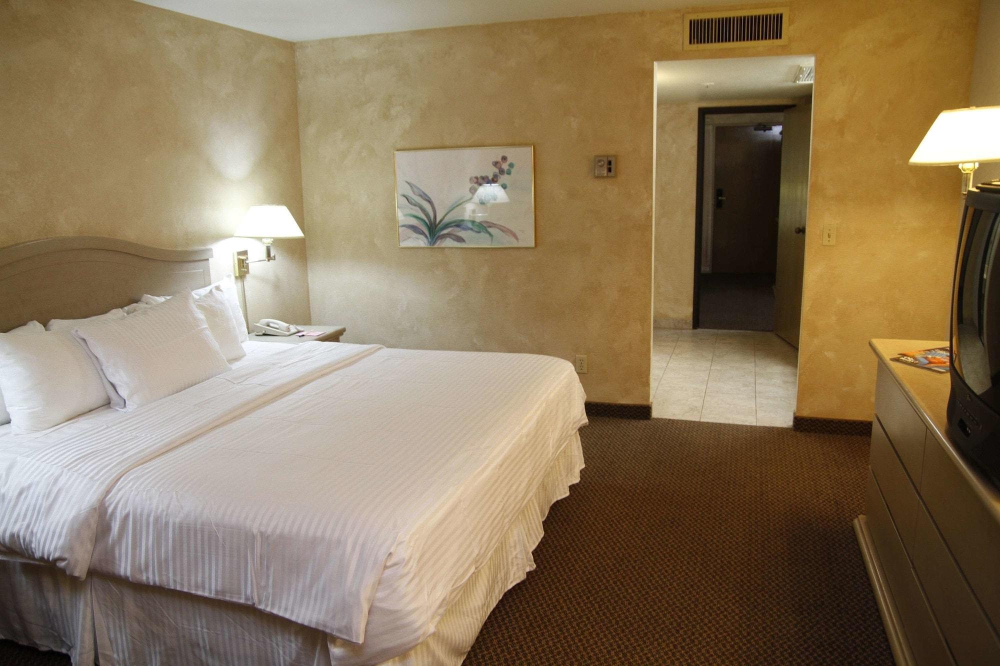 Ramada By Wyndham Viscount Suites Tucson East Εξωτερικό φωτογραφία