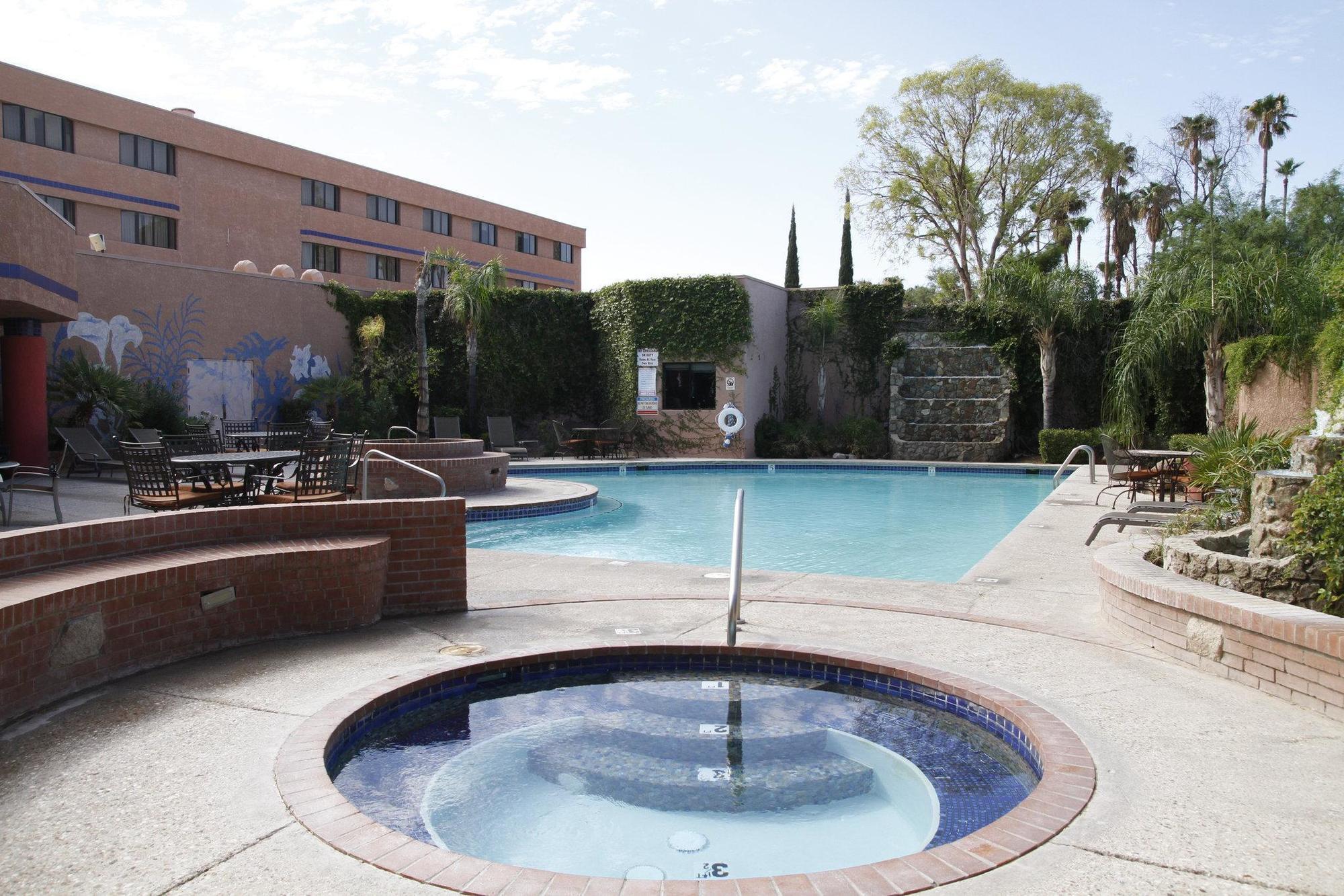 Ramada By Wyndham Viscount Suites Tucson East Εξωτερικό φωτογραφία