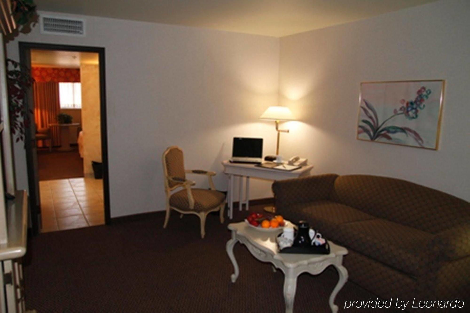 Ramada By Wyndham Viscount Suites Tucson East Εξωτερικό φωτογραφία